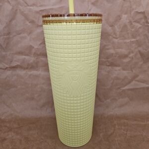 Starbucks 2023 Yellow Meadow Venti Lemon Drop Grid Soft Touch Tumbler 24 Oz